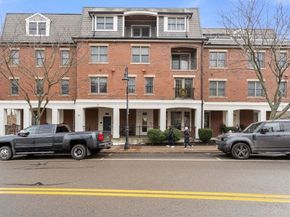 36 Central Ave 4, Milton MA 02186