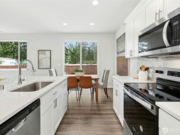 27117 30th Place S 24, Kent WA 98032