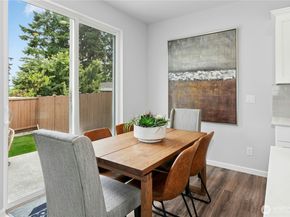 27117 30th Place S 24, Kent WA 98032