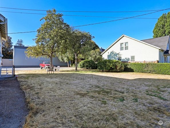 5403 Maynard Avenue S, Seattle WA 98108