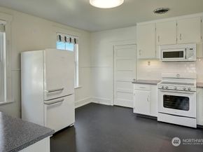 5403 Maynard Avenue S, Seattle WA 98108