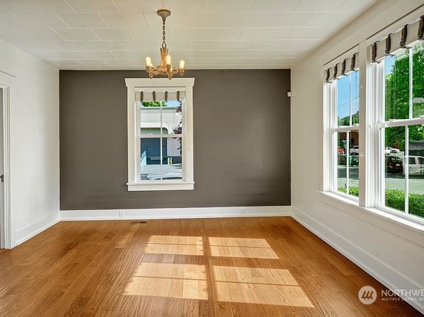 5403 Maynard Avenue S, Seattle WA 98108