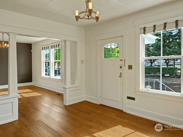 5403 Maynard Avenue S, Seattle WA 98108