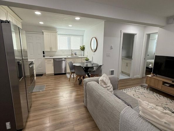 3730 SW 99th Street, Seattle WA 98126