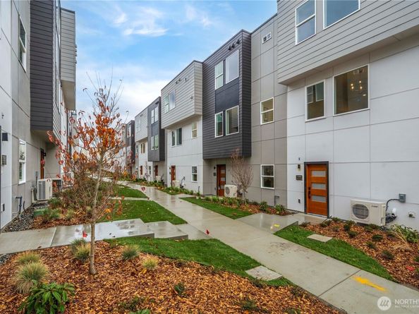 11535 17th Place SW, Burien WA 98146