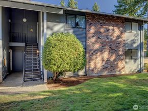 1604 149th Place SE 2, Bellevue WA 98007