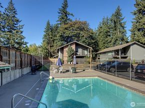 1604 149th Place SE 2, Bellevue WA 98007