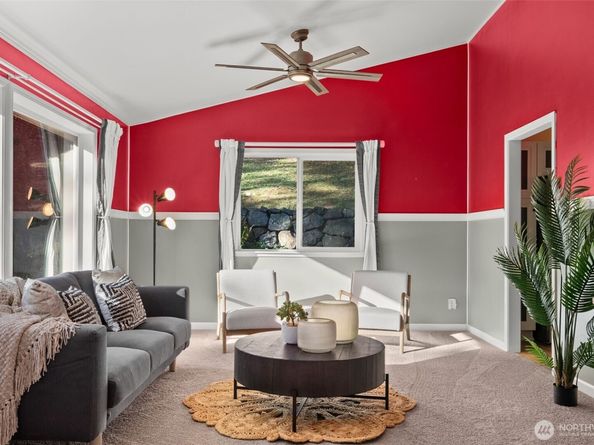 5527 NW Lause Way, Silverdale WA 98383