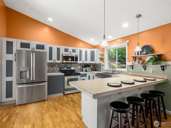 5527 NW Lause Way, Silverdale WA 98383