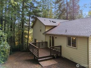 5527 NW Lause Way, Silverdale WA 98383