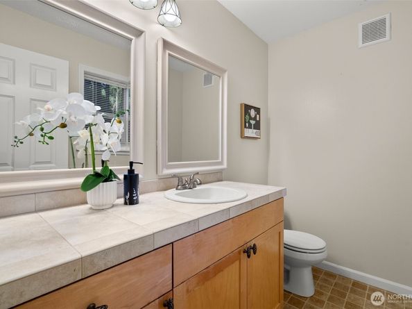 5527 NW Lause Way, Silverdale WA 98383