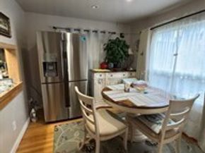 830 NE 67th Street, Seattle WA 98114