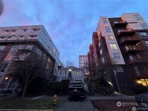 830 NE 67th Street, Seattle WA 98114