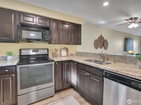 25035 98th Place S D102, Kent WA 98030