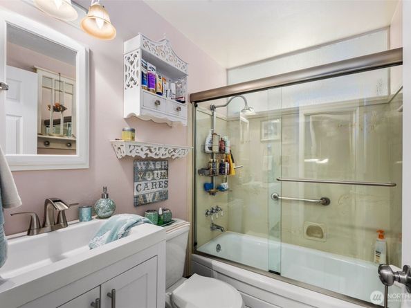 7030 123rd Avenue SE, Newcastle WA 98056