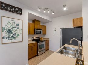 21430 40th Place S A, SeaTac WA 98198