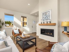 29 Beargrass Lane NE, Poulsbo WA 98370