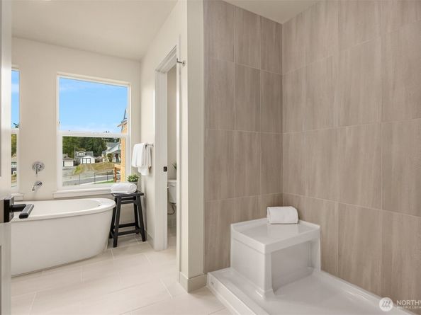 29 Beargrass Lane NE, Poulsbo WA 98370