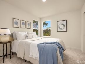 29 Beargrass Lane NE, Poulsbo WA 98370