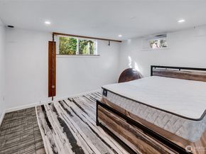 6016 44th Avenue SW, Seattle WA 98136