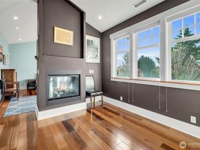 6016 44th Avenue SW, Seattle WA 98136