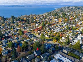 6016 44th Avenue SW, Seattle WA 98136