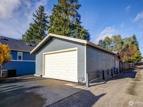 6016 44th Avenue SW, Seattle WA 98136