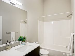 8545 22nd NE, Seattle WA 98115