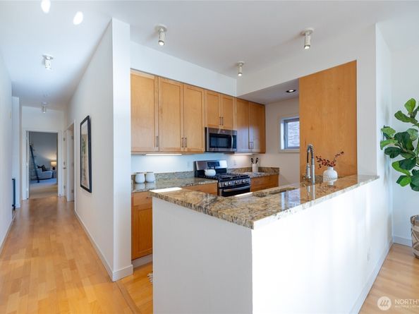 720 Queen Anne Avenue N 406, Seattle WA 98109
