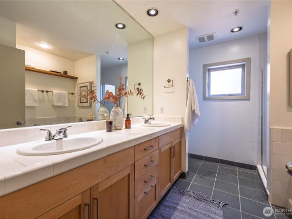 720 Queen Anne Avenue N 406, Seattle WA 98109