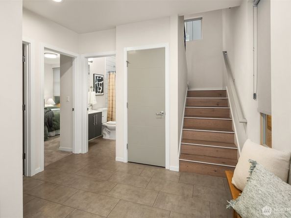 2050 NW 62nd Street, Seattle WA 98107