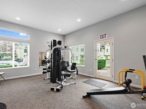 5319 S 236th Street 6, Kent WA 98032