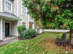 5319 S 236th Street 6, Kent WA 98032