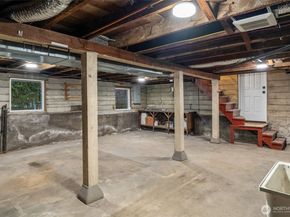 610 W Halladay Street, Seattle WA 98119