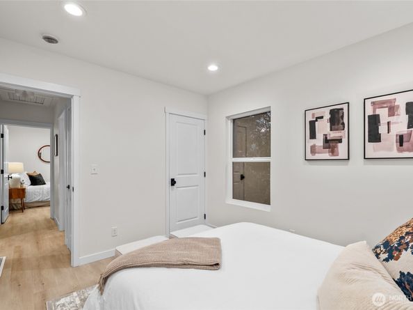 610 W Halladay Street, Seattle WA 98119