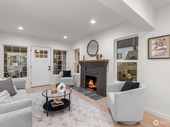 610 W Halladay Street, Seattle WA 98119