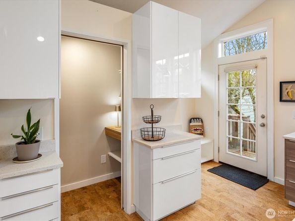 612 NW 84th Street, Seattle WA 98117