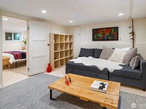 612 NW 84th Street, Seattle WA 98117