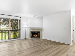 16817 Larch Way D207, Lynnwood WA 98037