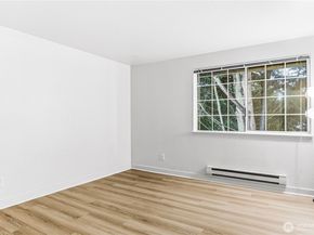 16817 Larch Way D207, Lynnwood WA 98037