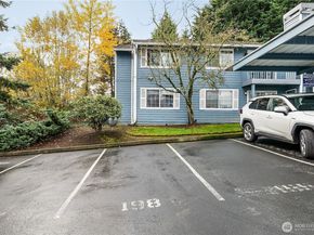 16817 Larch Way D207, Lynnwood WA 98037