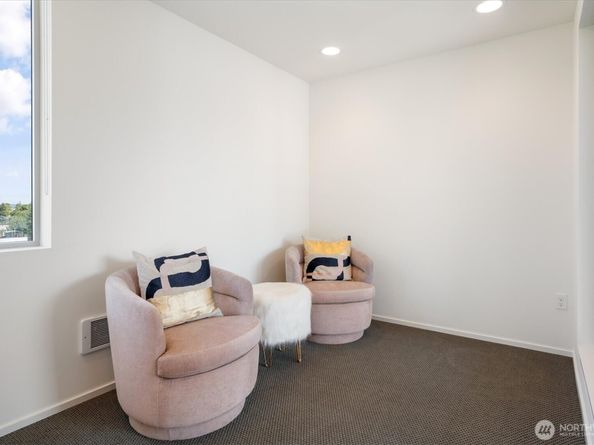 551 28th Avenue, Seattle WA 98122