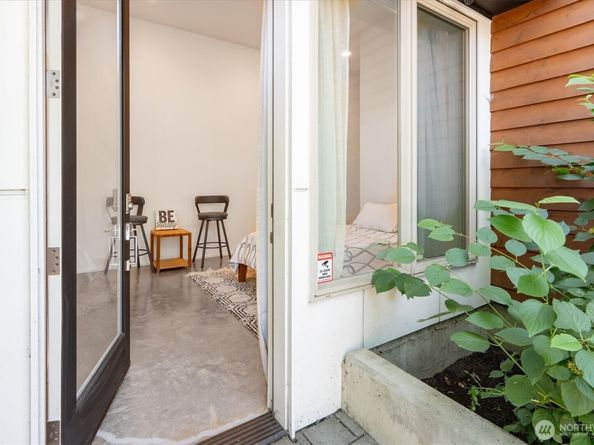 551 28th Avenue, Seattle WA 98122