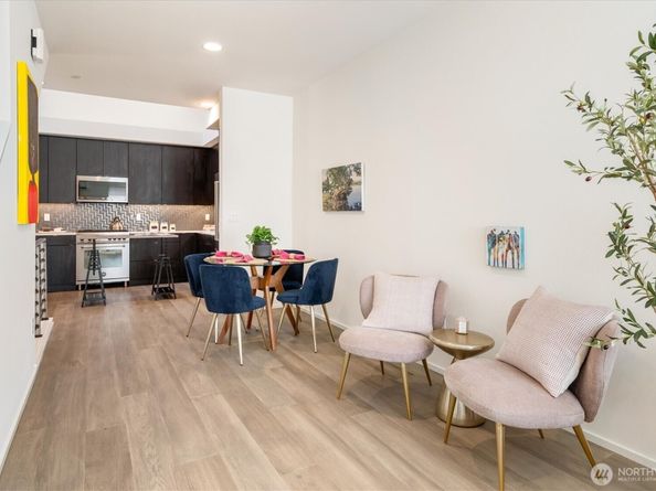 551 28th Avenue, Seattle WA 98122