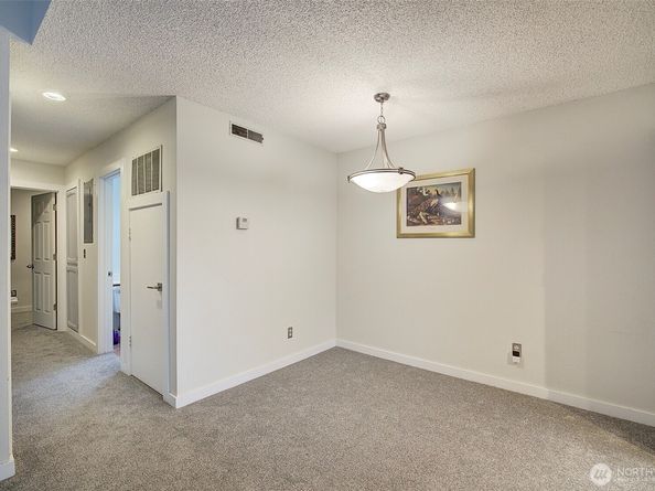 11416 NE 128th Street 67, Kirkland WA 98034