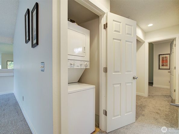 11416 NE 128th Street 67, Kirkland WA 98034