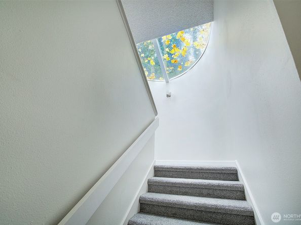 11416 NE 128th Street 67, Kirkland WA 98034