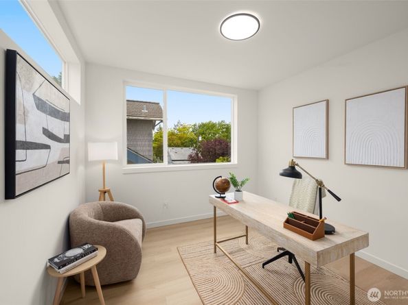 1227 B N 48th Street, Seattle WA 98103