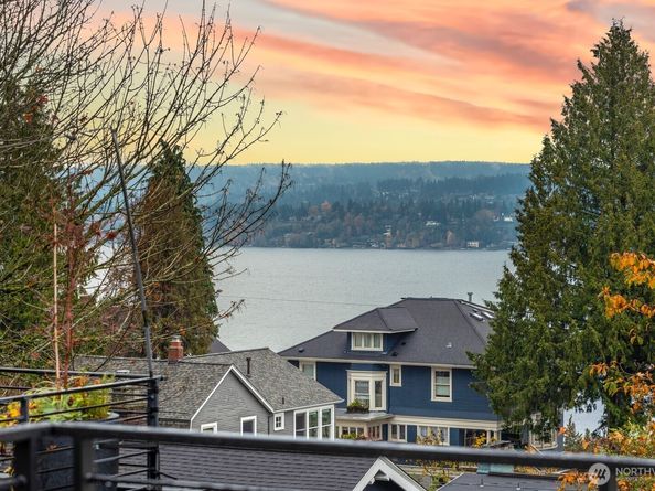 808 34th Avenue, Seattle WA 98122