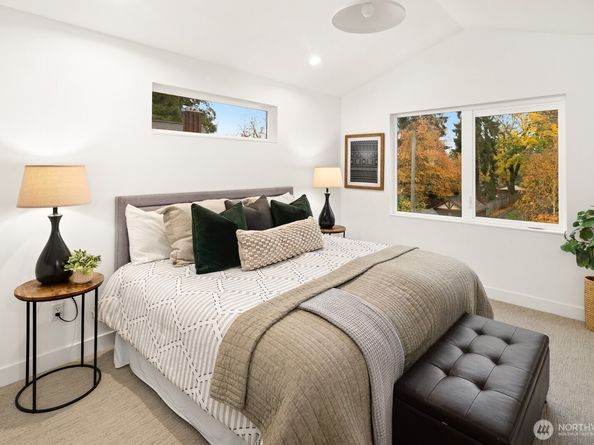 808 34th Avenue, Seattle WA 98122